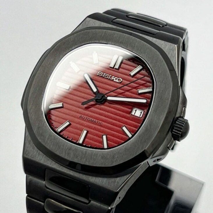 Seikotilus "Black red" NH35