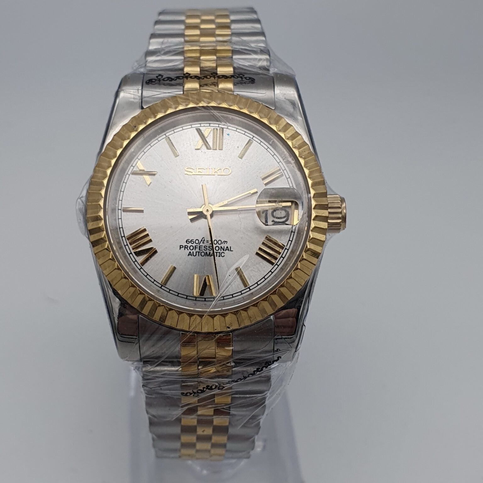 Seikojust "Two tone gold white" NH35