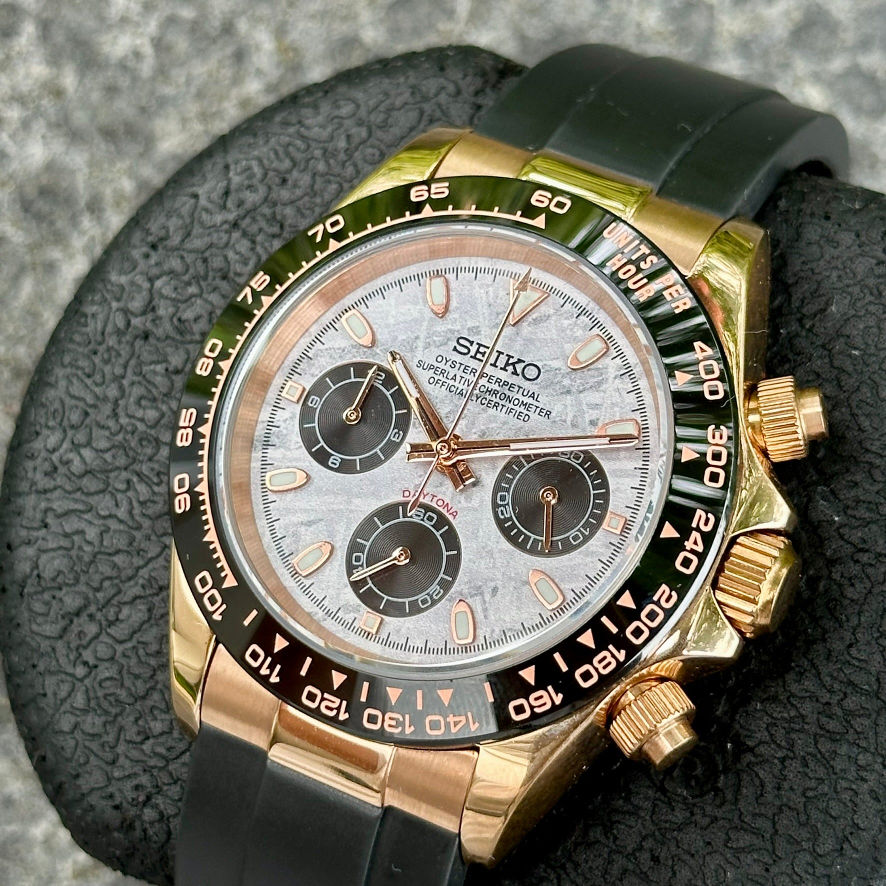 Seikona "Black rose gold" VK63