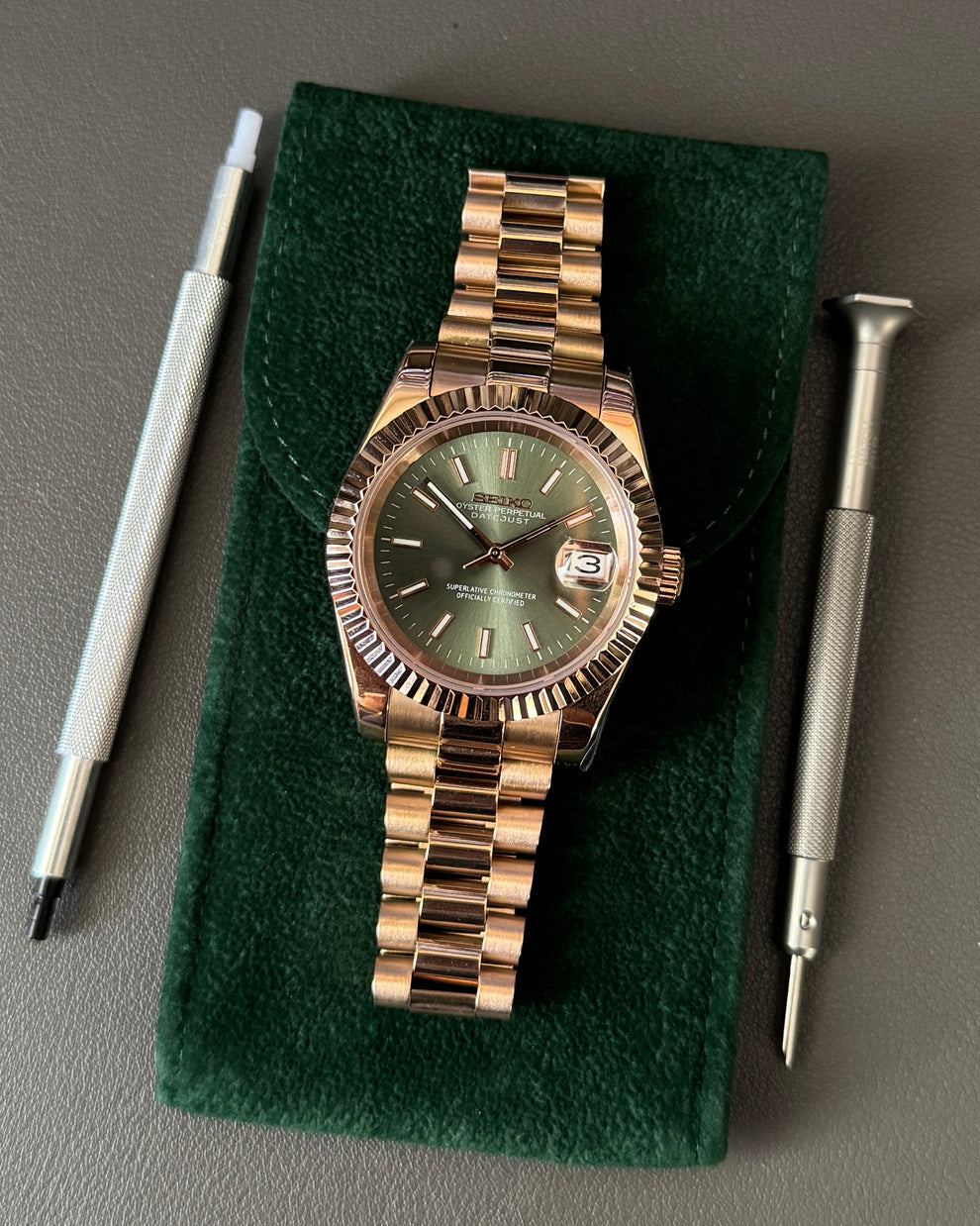 Seikojust "Rose gold olive" NH35