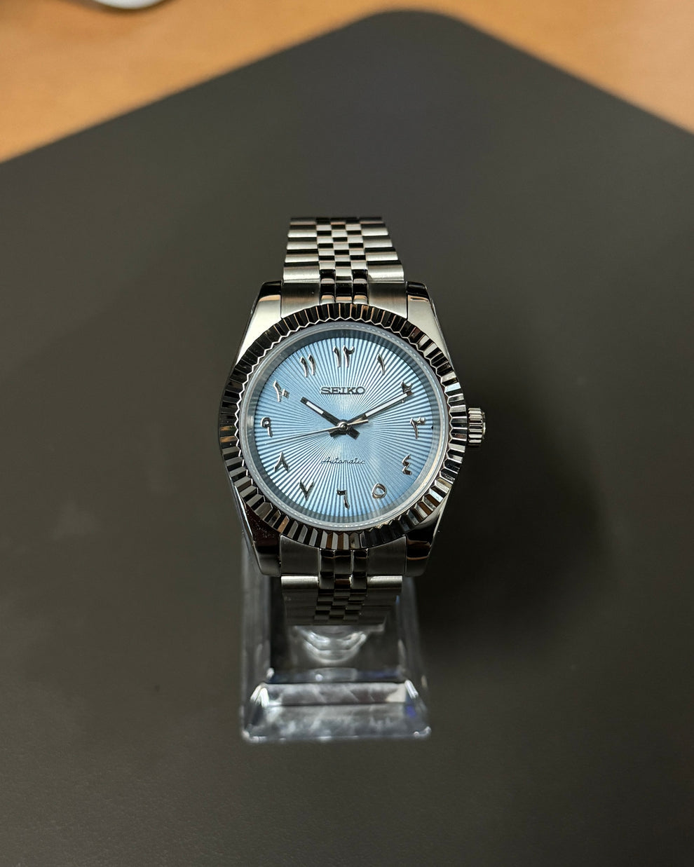 Seikojust "Ice blue steel" NH35