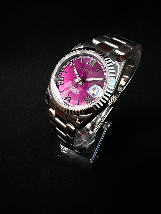 Seikojust "Steel purple" NH35
