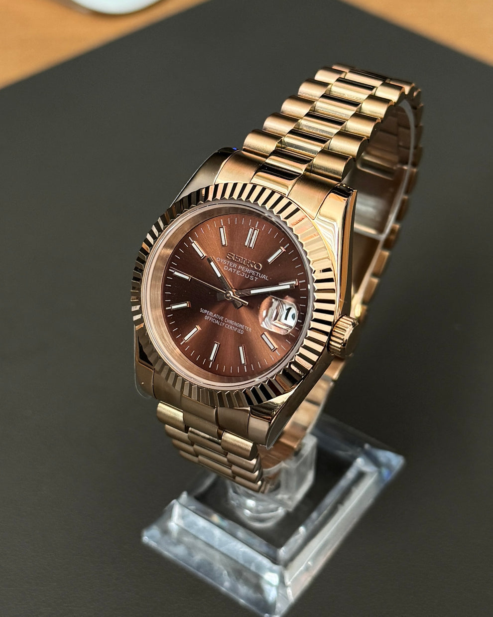 Seikojust "Rose gold brown" NH35