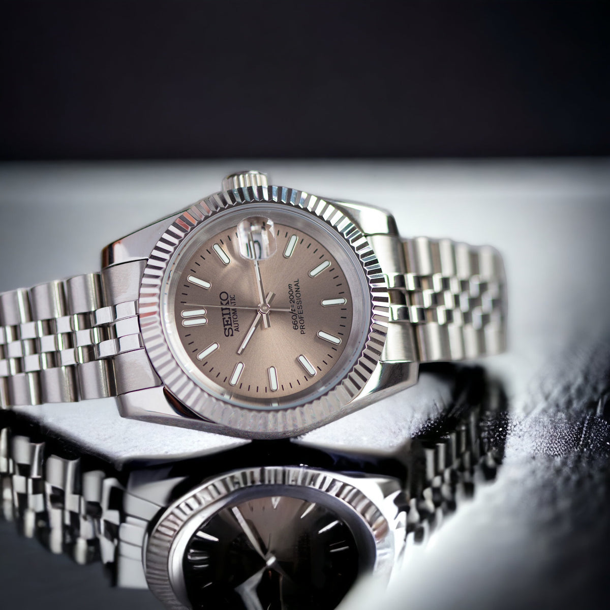 Seikojust "Steel beige" NH35