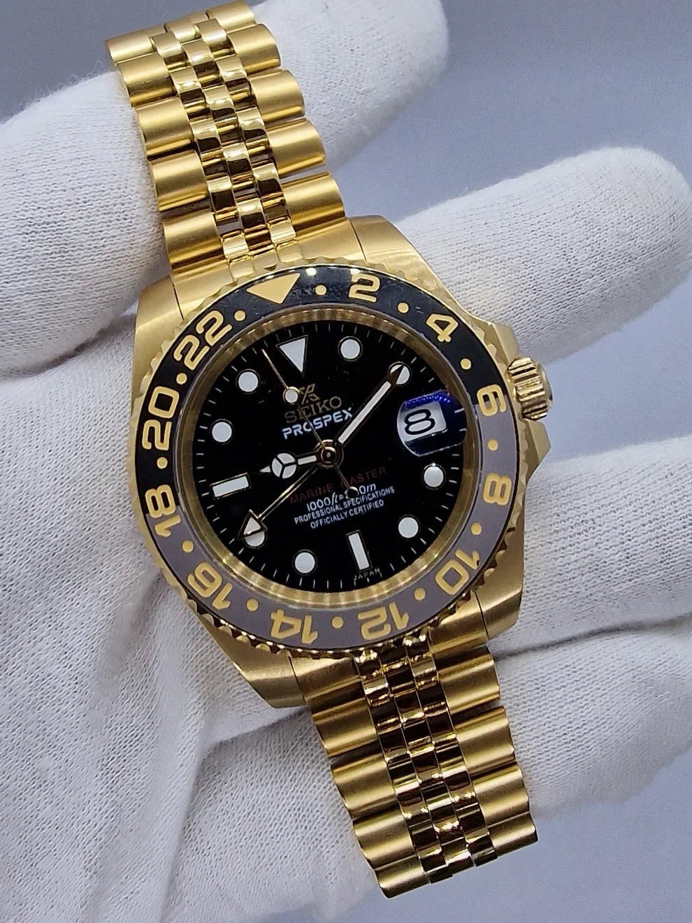 Seikomod GMT "Bruce Wayne" NH34