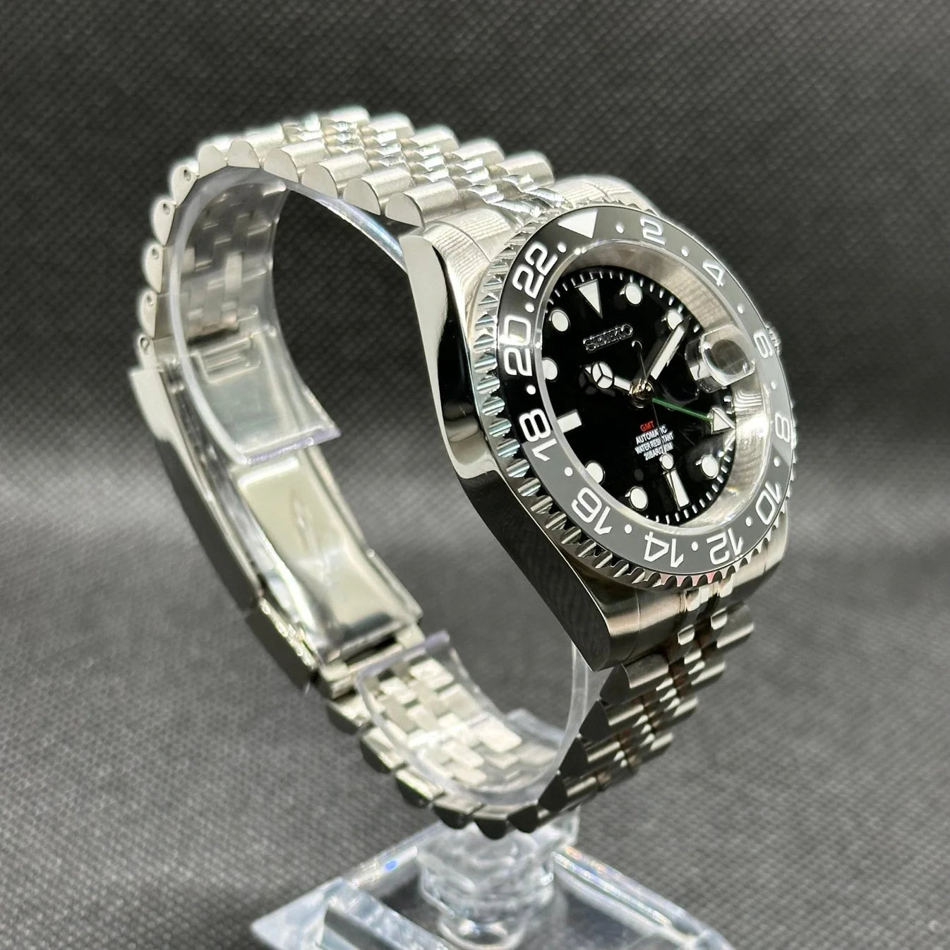 Seikomod GMT "Bruce Wayne" NH34